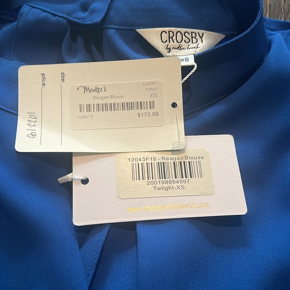 NWT- CROSBY- REAGAN BLOUSE ( TWIIGHT) - Picture 7 of 7